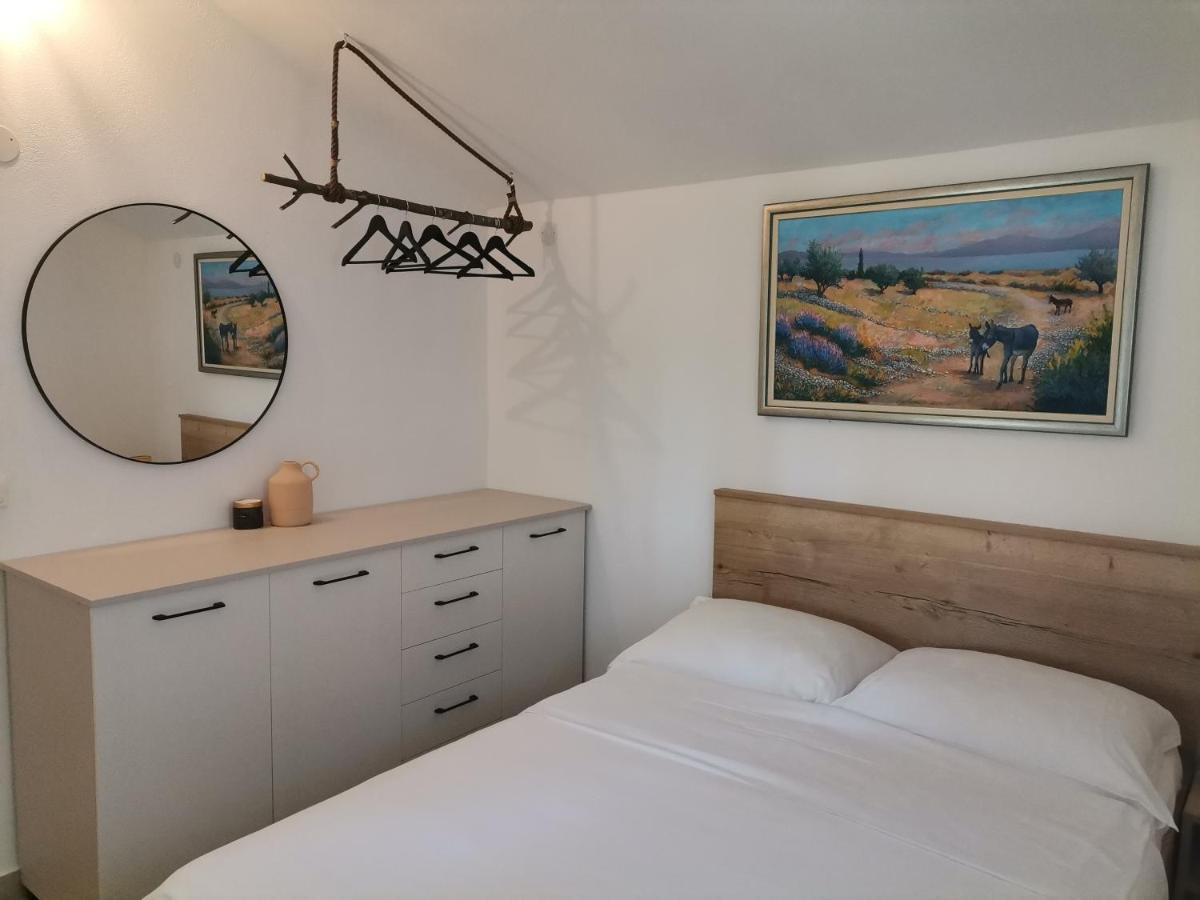 Holiday Batarelo Трогир Экстерьер фото